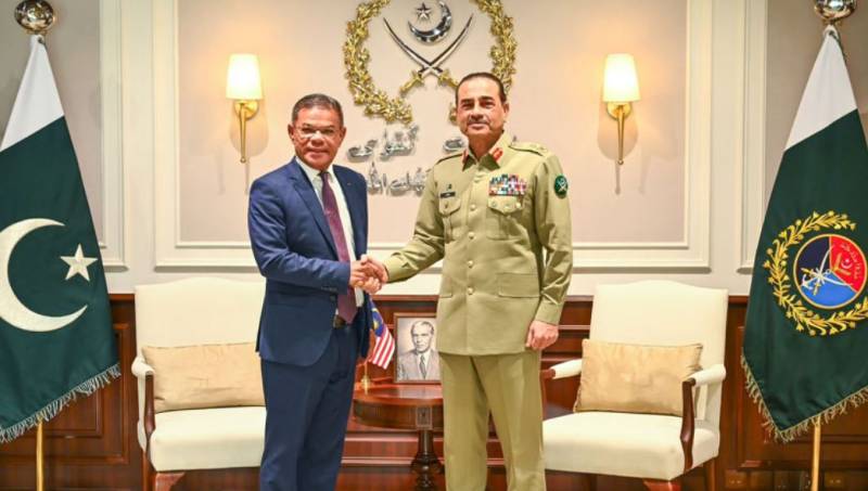 ملائیشیا کے وزیر داخلہ کی فیلڈ مارشل سید عاصم منیر سے ملاقات