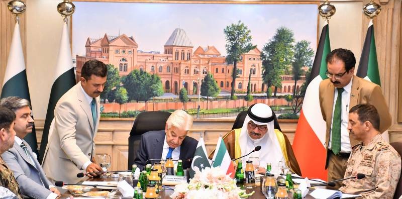 پاکستان اور کویت کے درمیان دفاعی تعاون کے پروٹوکول ایگریمنٹ پر دستخط