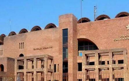 برمنگھم ٹیسٹ، پاکستان کے اسکواڈ میں بڑے پیمانے پر تبدیلیاں