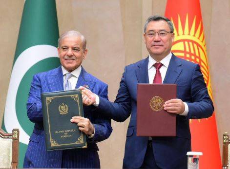  پاکستان اور کرغزستان میں مختلف شعبوں میں تعاون کے متعدد معاہدے، مشترکہ اعلامیے پر دستخط