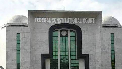 اختیارات کے استعمال میں آئین کو ہر صورت مقدم رکھا جائے، چیف جسٹس وفاقی آئینی عدالت