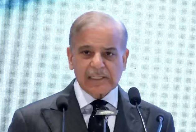 مکہ مکرمہ کے مقدس مقام پر ڈرون حملے کی شدید مذمت، پاکستان سعودی عرب کے ساتھ کھڑا ہے: شہباز شریف