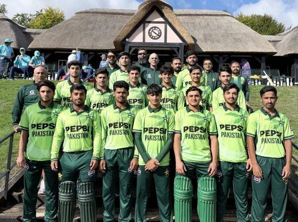 پاکستان انڈر 19 نے انگلینڈ کو 200 رنز سے شکست دے کر سیریز 3-1 سے جیت لی