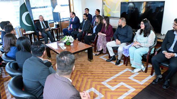 وزیراعظم کا نوجوانوں کو جدید ٹیکنالوجی کی تربیت دینے پر زور