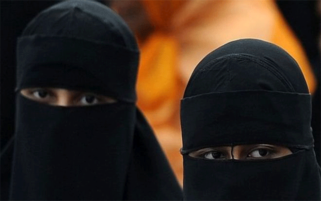 دہشتگرد حملے: سری لنکا میں مسلم خواتین کے نقاب پر پابندی عائد کر دی گئی