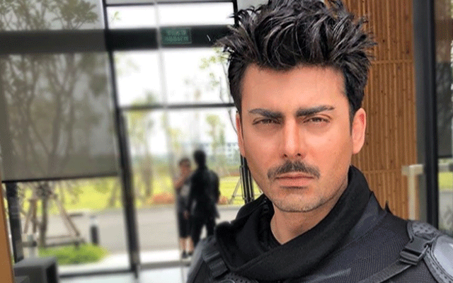 فواد خان پاکستانی سپر ہیرو کے کردار میں دکھائی دیں گے