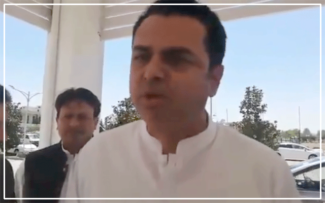 ملک میں اس وقت فردوس عاشق اعوان کے اصل چہرے والی تبدیلی رونما ہے:طلال چودھری