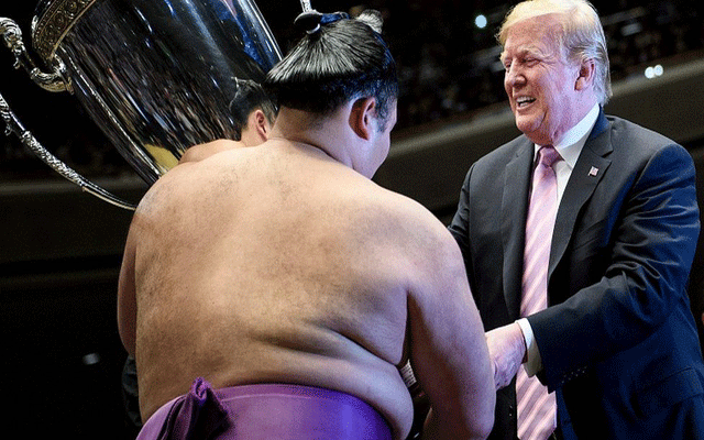 امریکی صدر ڈونلڈ ٹرمپ سومو ریسلنگ دیکھنے جاپان پہنچ گئے 