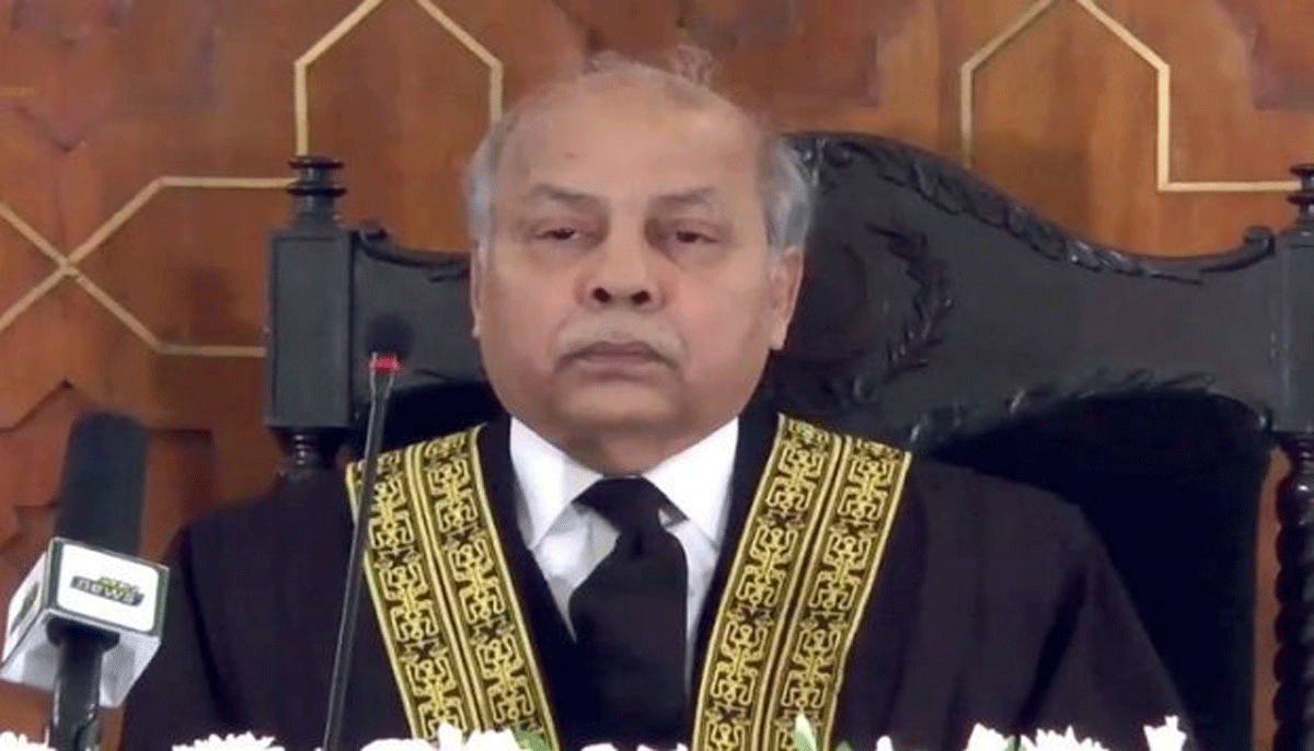 کراچی شہر کو بجلی سپلائی کا کنٹرول ممبئی سے چلایا جا رہا ہے: چیف جسٹس