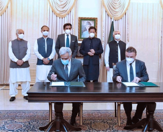پاکستان اور عالمی بینک کے درمیان توانائی سے متعلق ایک ارب 15 کروڑ ڈالر کے دو معاہدے