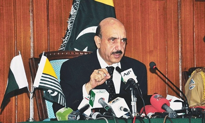 بھارت کے ساتھ بات چیت اقوام متحدہ کی نگرانی میں ہونی چاہیے، سردار مسعود خان