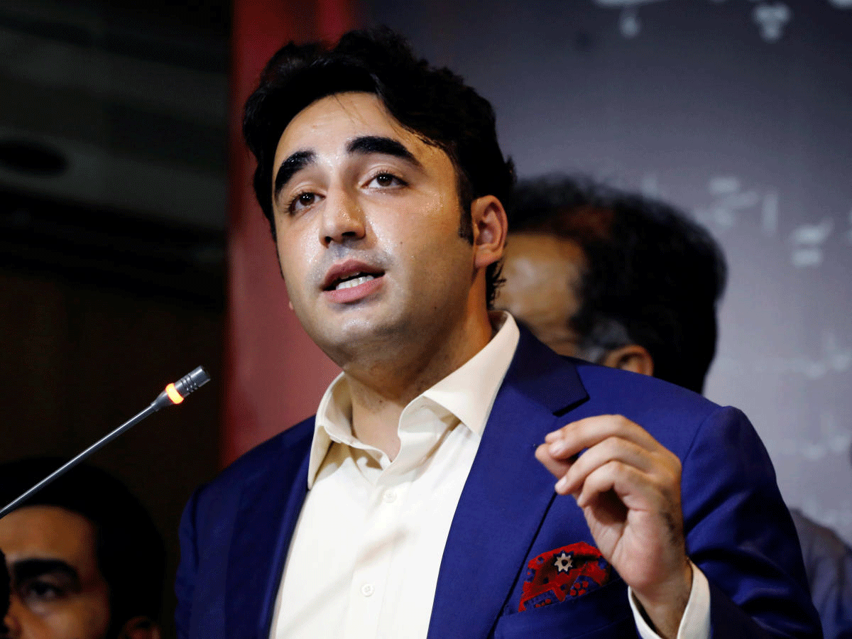 It is Nawaz Sharif's personal decision to name the military leadership in the meetings, Bilawal Bhutto