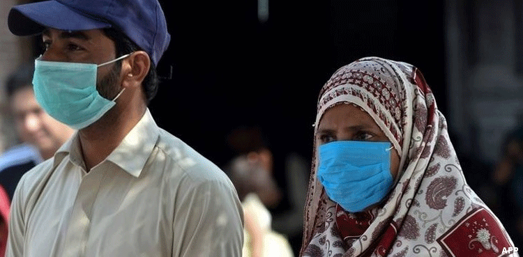 Coronavirus deaths continue to rise in Pakistan, with 33 more killed