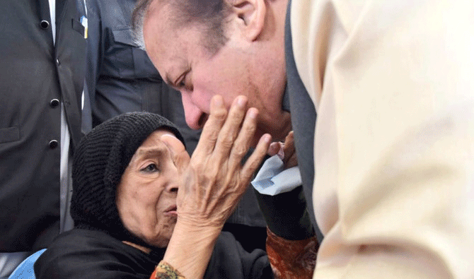 Begum Shamim Akhtar's body shifted to cold storage, Nawaz Sharif will not come to Pakistan for burial