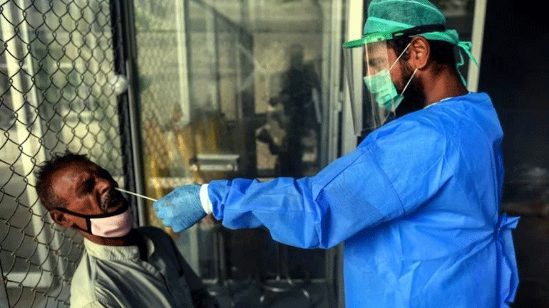 Corona virus kills 48 more Pakistanis, warns of third wave of epidemics