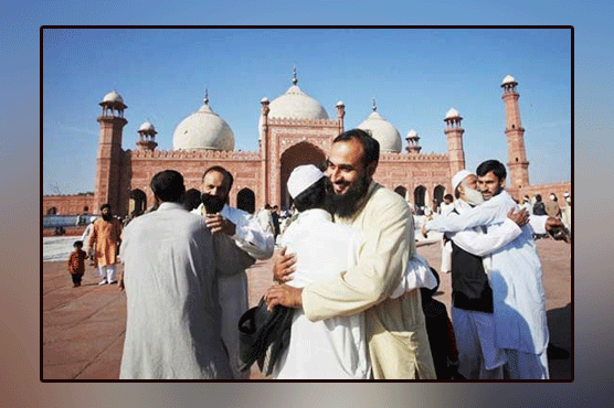 Maulana Abdul Khabir Azad raised hopes of holding Eid in Pakistan on the same day