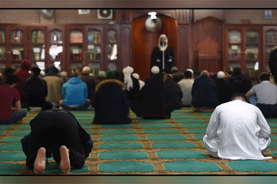 The vaccine is 'halal', announcements are being made from mosques in the UK