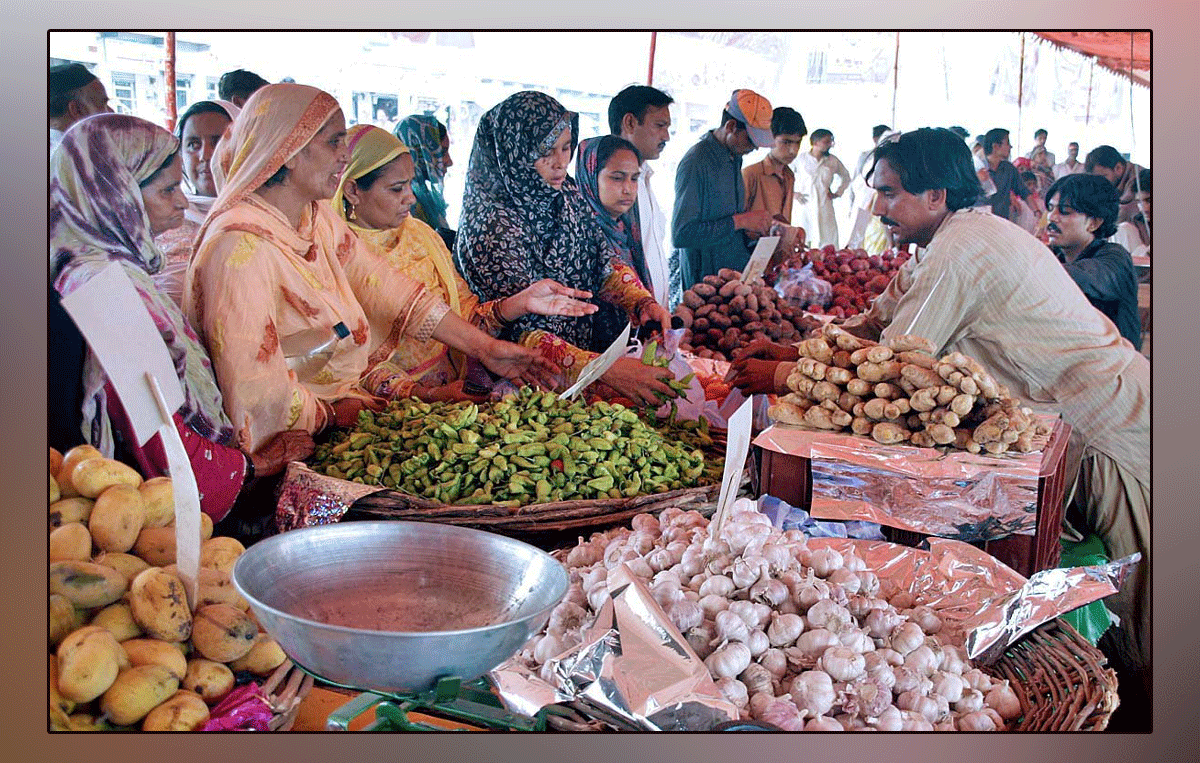 Government price list could not be implemented, high prices of vegetables and fruits sold in Lahore