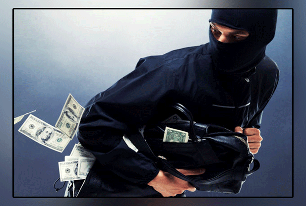 Interesting robbery, American citizen returned to bank after release