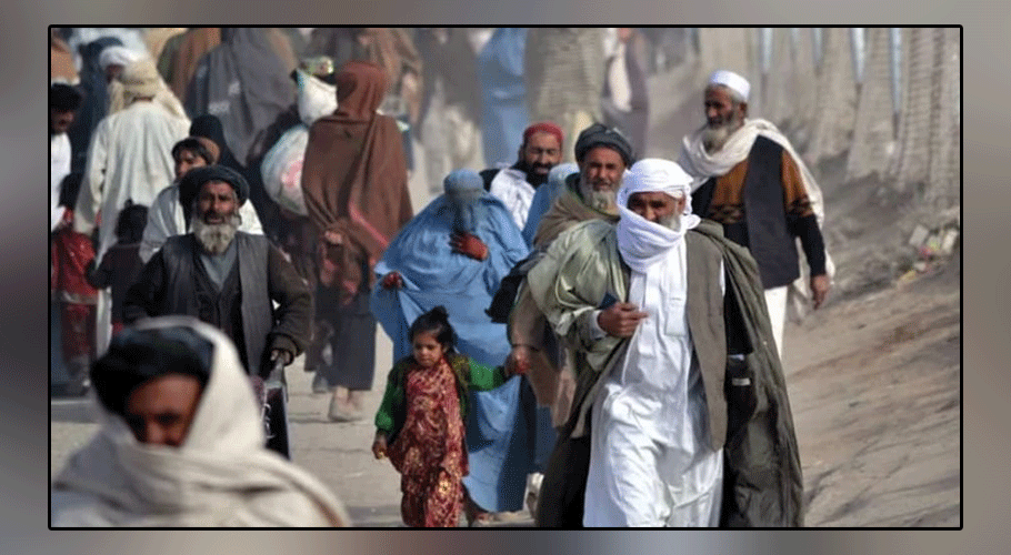 Deteriorating situation in Afghanistan, expected influx of refugees, Pakistan considering setting up 