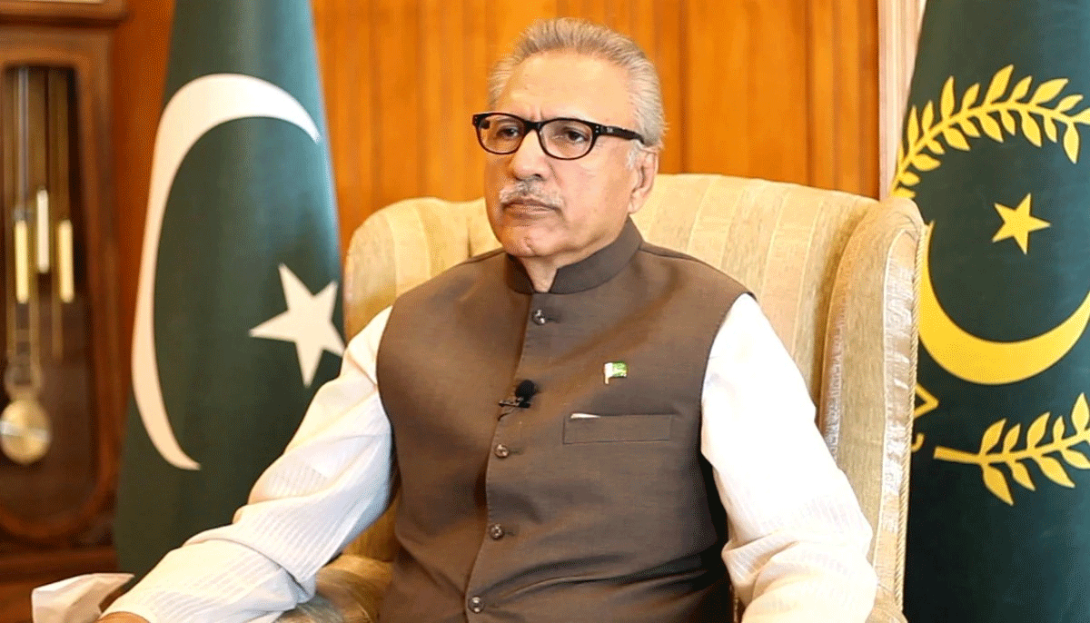 Young people should play their role in making Pakistan a prosperous country, President