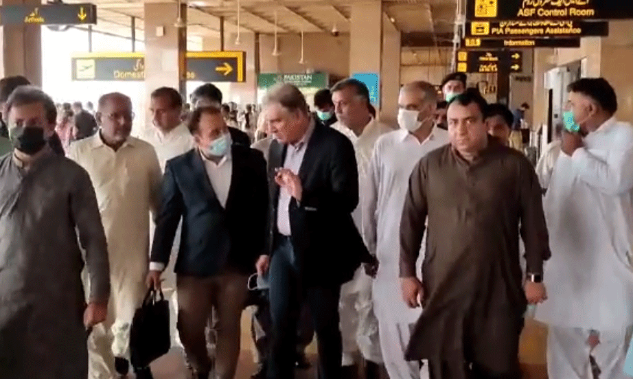 Foreign Minister Makhdoom Shah Mehmood Qureshi leaves for a two-day visit to Bahrain