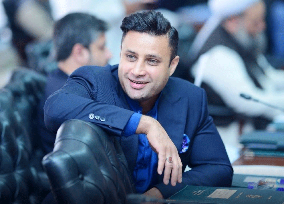 Zulfi Bukhari announced to contest elections
