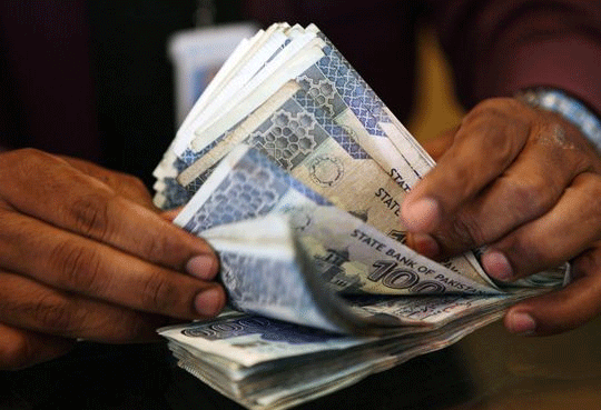 ٹیکس نادہندگان کیخلاف شکنجہ تیار، ہتھکڑیاں بھی لگ سکتی ہیں، ایف بی آر کی وارننگ  