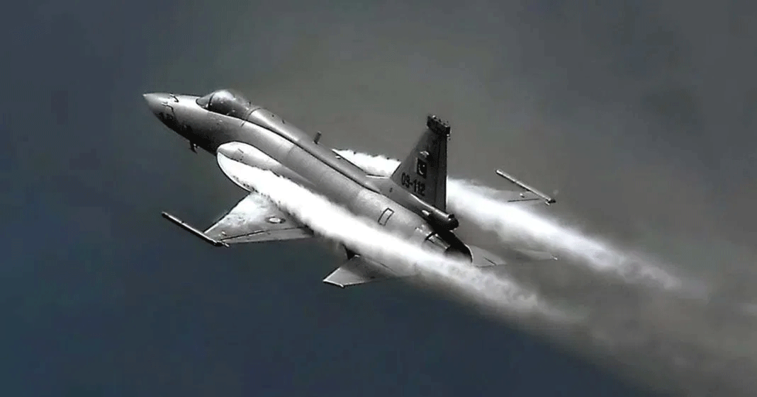 Iraq orders 12 JF-17 fighter jets from Pakistan