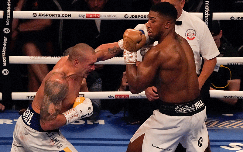 Oleksandr Usyk defeats Anthony Joshua to claim world heavyweight title