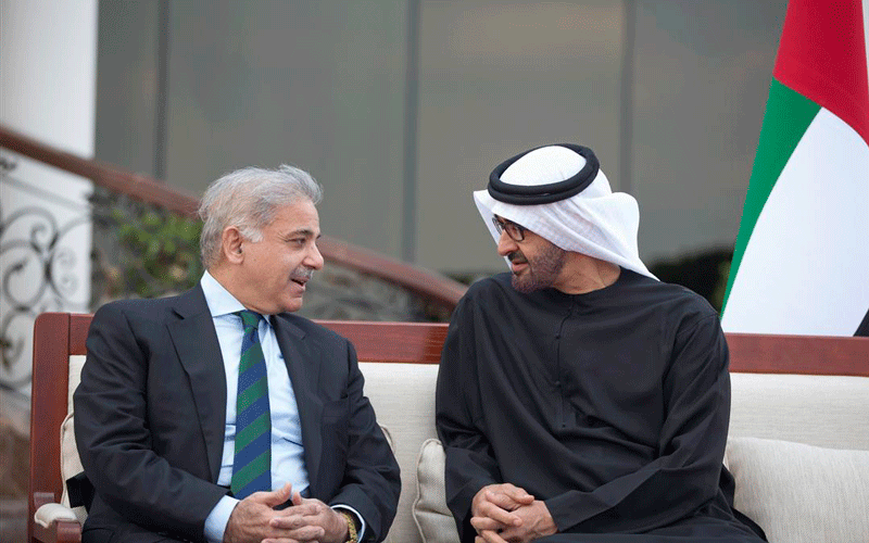 وزیر اعظم شہباز شریف متحدہ عرب امارات پہنچ گئے 